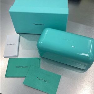 NEW Tiffany & Co large glasses case and extras